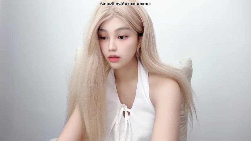 jiangjiang2005 - Stripchat - 2026-07-19