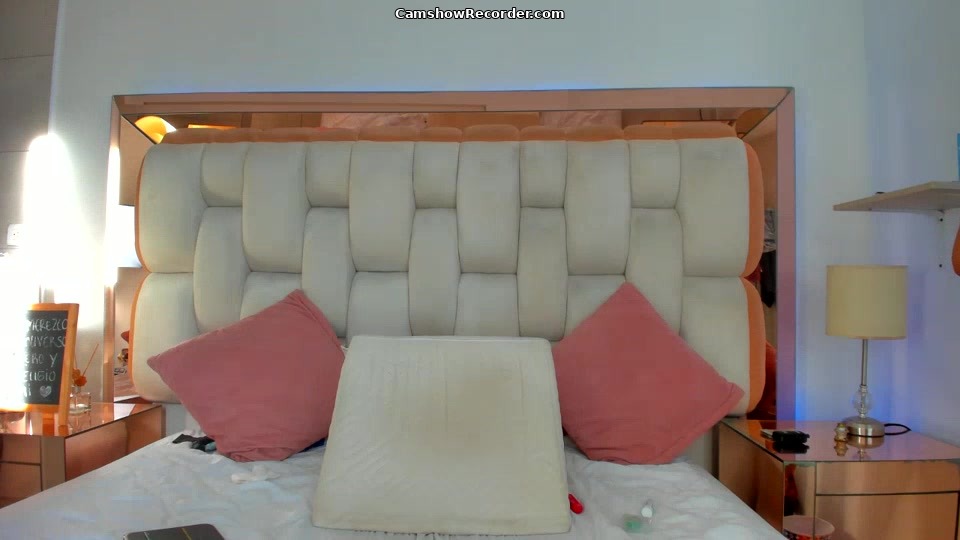 EmilyParkerr - Cam - 2026-08-14